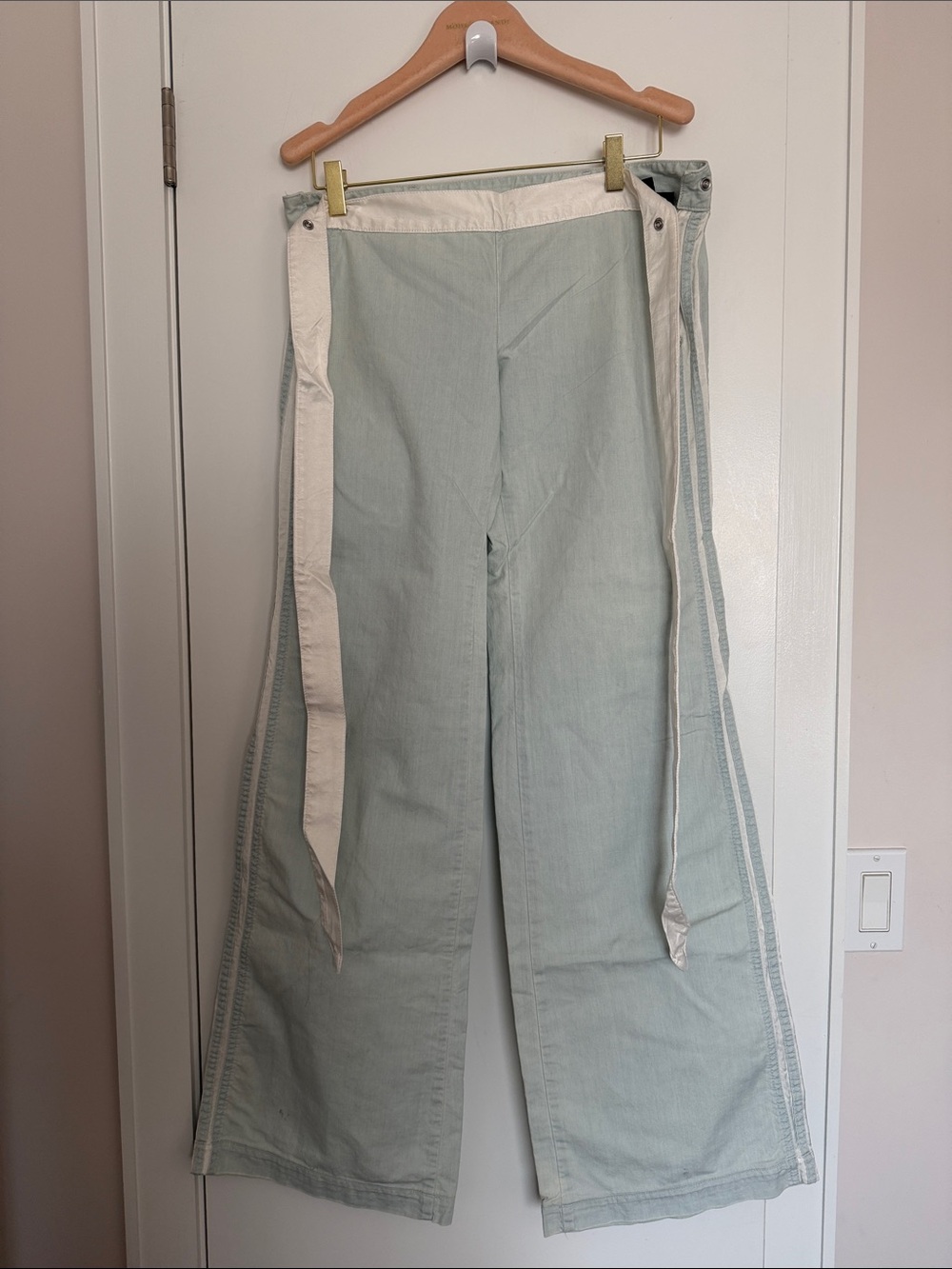 Diesel vintage Light blue white side straps denim tie waist wide leg size 28